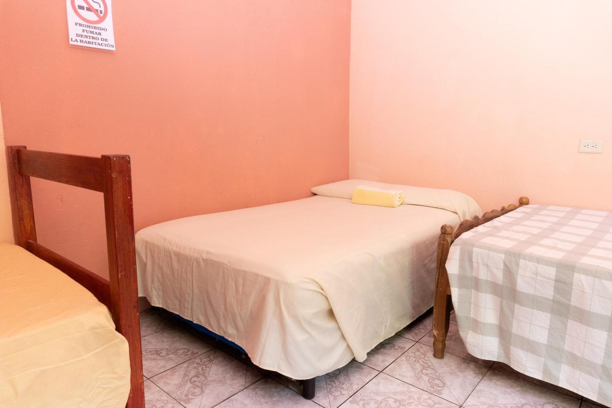 Hostal Delmy Suchitoto Eksteriør bilde